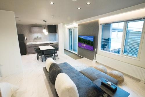Brand New Furano Private Villa 雪の音 8 mins to ski field
