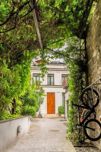 Bright & renovated 3BD for 8 guests in Le Marais!
