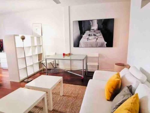 apartamento cervantes - next to museo del prado