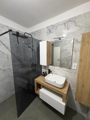 Apartments Vitomir