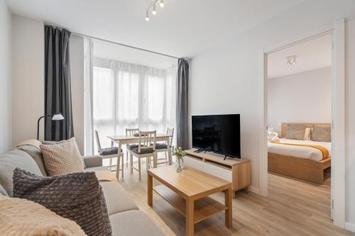 Accessible flat near the Toledo Bridge - 4A