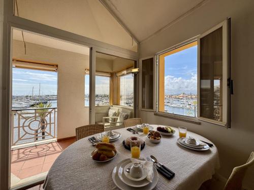 Vilamoura Marina Duplex 2 by Homing