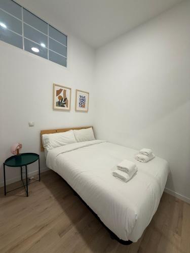 Refurbished flat in an excellent location - Longares