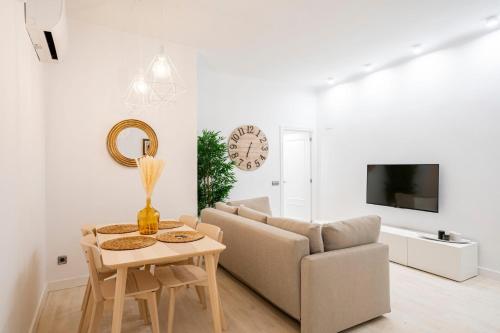 Cozy apartment on Gran Vía - Católica