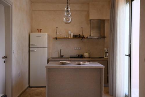Terra Elea Luxury Pool Suite Ammos