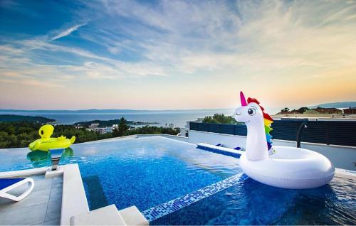 Pet Friendly Home In Makarska With Sauna