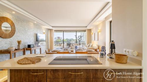 Casa Serena - Luxury - Jacuzzi - Pool & Garden
