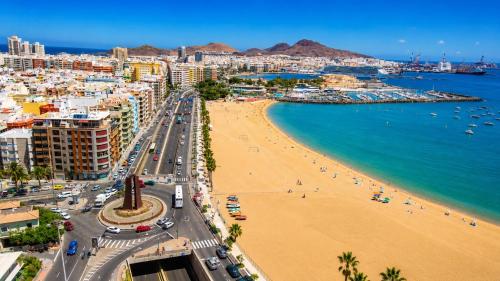 Alcaravaneras Beach 2-Bedroom Apartment by Canarias Prime Homes