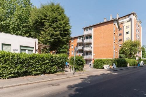 GuestHost - Cozy Balcony Flat Milano Comasina MM3