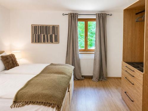 Aparthaus Dittelbach by Faraway Homes