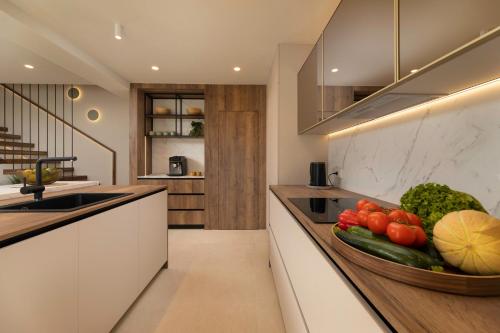 Villa Cremona 2 by El-pi Tours