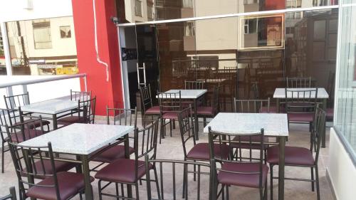 Un restaurante o sitio para comer en Hotel Saint Thomas