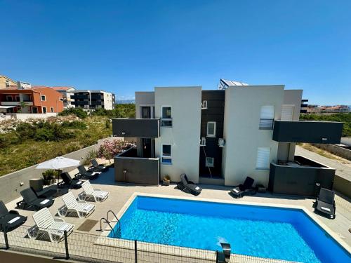 The Sands Luxury Residences With Pool