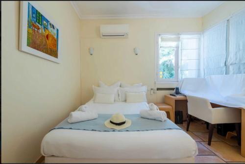 Penthouse sea view and pool A C 6P– Cannes