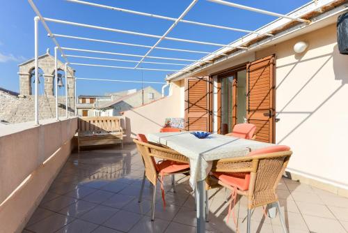 Cozy studio city centre Pag