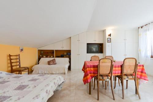 Cozy studio city centre Pag