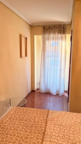 Habitación con baño privado Valencia