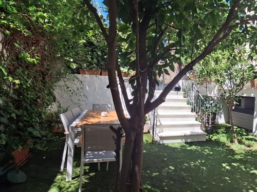 Apartamento con Patio