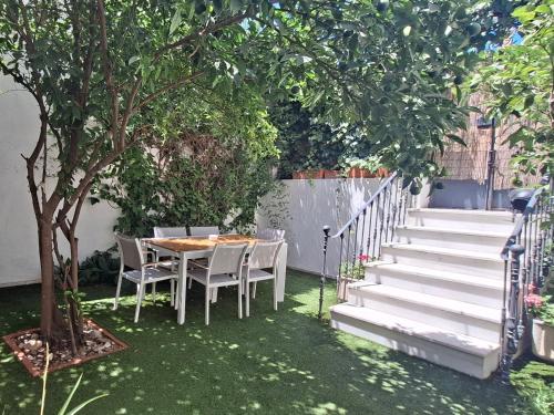 Apartamento con Patio