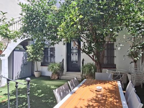 Apartamento con Patio