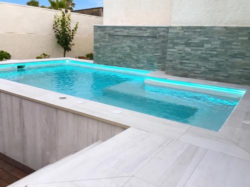 Sunny Villa with Private Pool in Calpe + Enclosed Garden