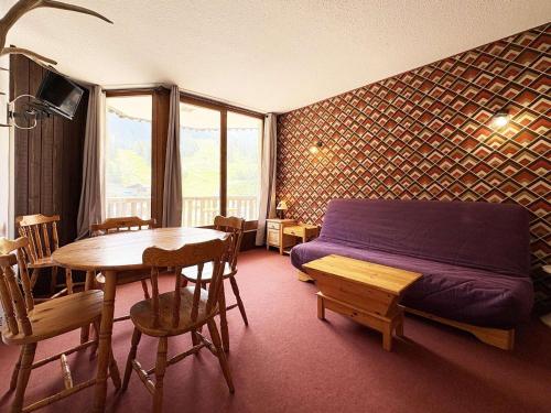 Grand studio Les Orres 1650, 4 pers, balcon, proche commerces, box à skis - FR-1-322-267