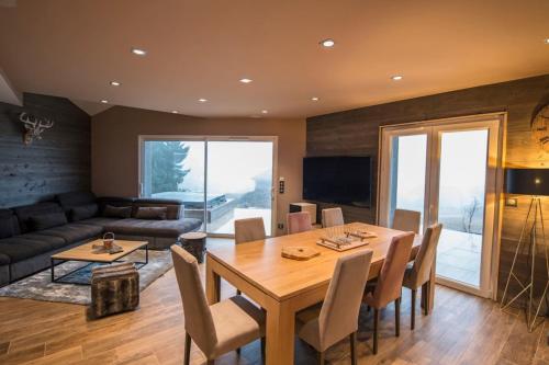Chalet Horizon 11-guest chalet in Gérardmer Sauna Jacuzzi