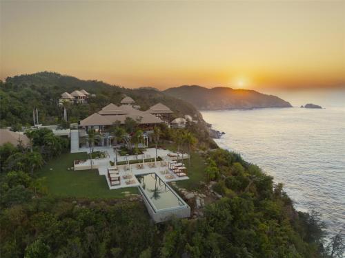 an aerial view of a resort with the ocean at Banyan Tree Cabo Marques in Acapulco