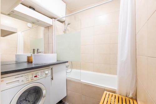 Elegant Modern Apartment in the Heart of Le Marais