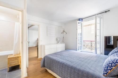 Elegant Modern Apartment in the Heart of Le Marais