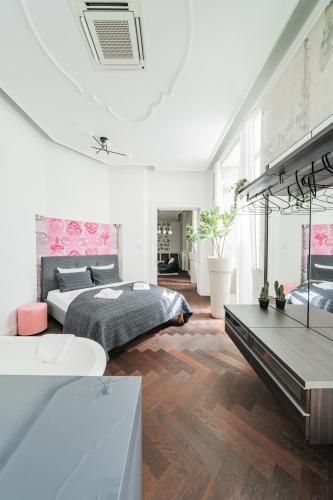 Vienna Heritage Apartment