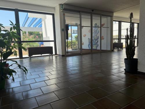 Studio vue sur mer les pieds dans l'eau