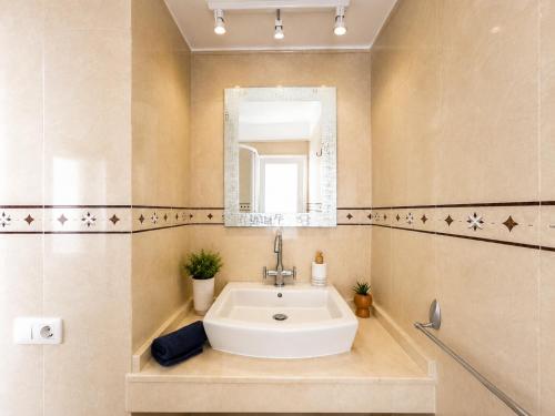 Modern 3BR Villa Heated Pool &Sea View Costa Adeje