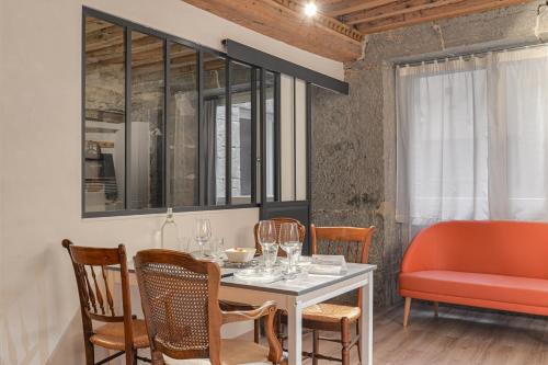 L'Atelier des Traboules - T2 coeur Vieux Lyon