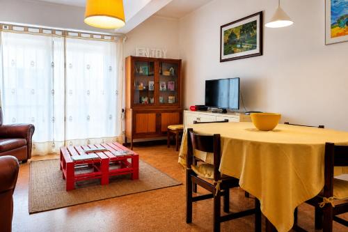 ApartmentFour(4)RoomsRRAL1149Center