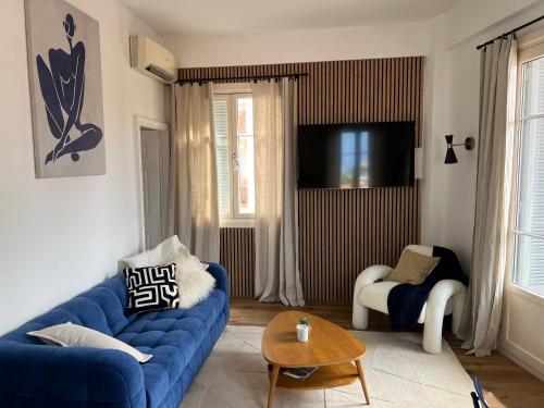 Fort Carré & Yachts View 2Bed Apartment in Old Antibes photo 6