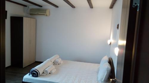 Ένα ή περισσότερα κρεβάτια σε δωμάτιο στο Guesthouse Orlovo