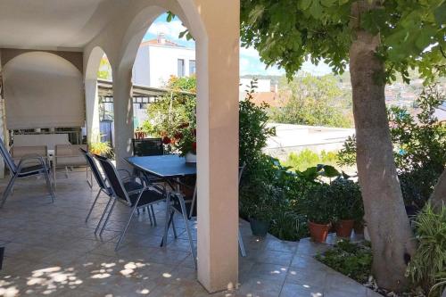 Apartments by the sea Businci, Ciovo - 4668