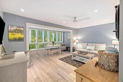 a living room with a couch and a table at SS3524: 3524 Seascape in Kiawah Island
