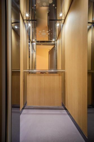 fotis new built apartment at the centre of town