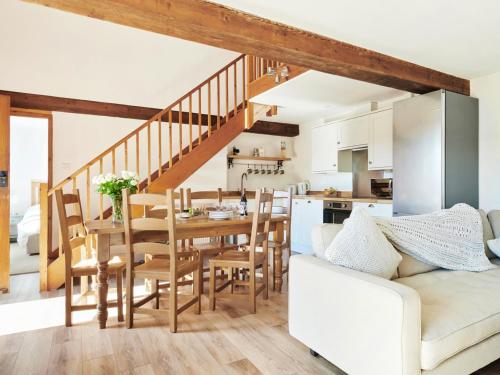 a kitchen and dining room with a table and chairs at Willow - Ukc9530 in Barnstaple