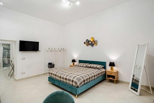 Basile House