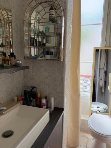 Stylish and private setting Rue des Martyrs, Paris 9th arrondissement