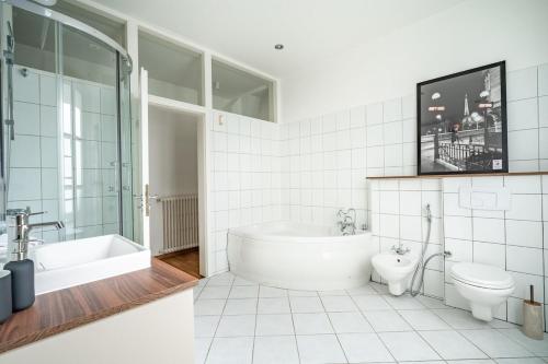 Prestige Apartment Champs-Élysées 86 m2