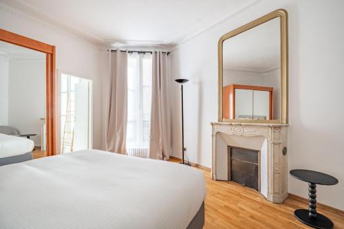 Prestige Apartment Champs-Élysées 86 m2