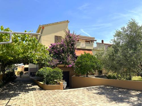 Apartment Dalmare