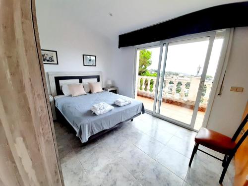 House with Swimming pool Beach Stunning Sea View