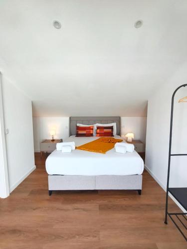 Mivô Balcony Duplex with River View