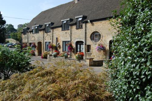 Κήπος έξω από το Stow Lodge Hotel