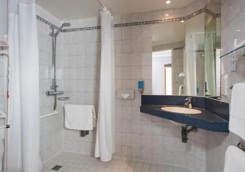 Holiday Inn Express Bristol Filton by IHG photo 8